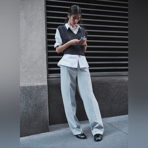 Aritzia Babaton Agency Pant - (Re)ssential Elegant High-Rise Heater Chrome Sz 2